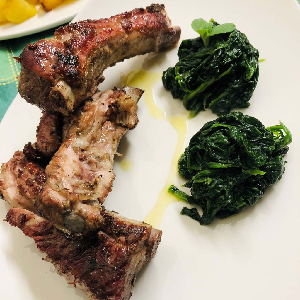 Costine alla Brace con Spinaci al Burro | FATTORIA MARIA