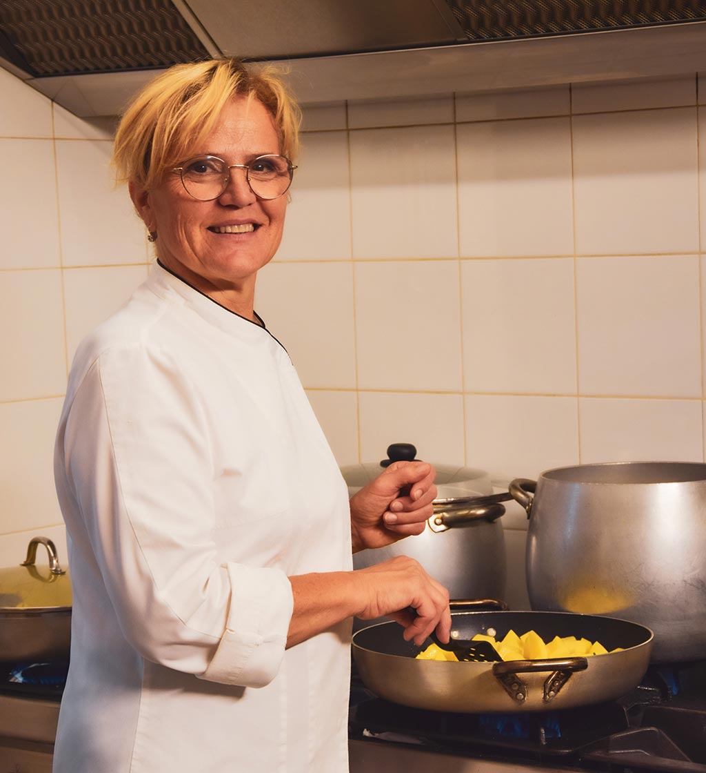 Anna, Chef della Tradizione di Famiglia | FATTORIA MARIA