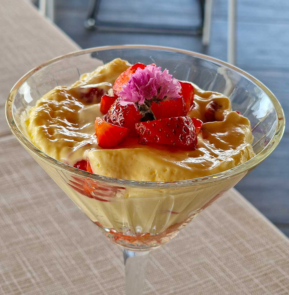 Fresh Strawberry Tiramisu | FATTORIA MARIA